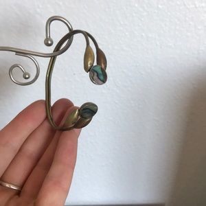 Abalone shell bracelet